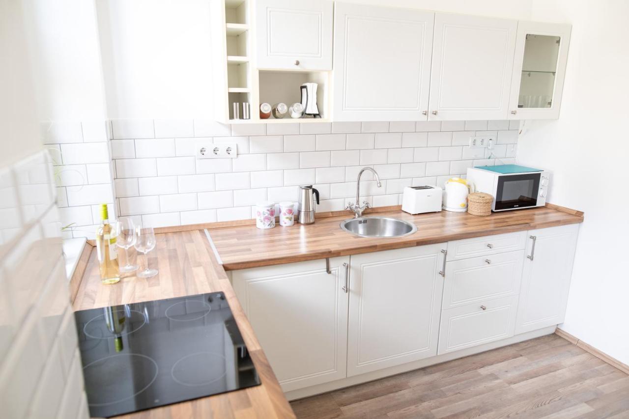 N28 Condo Apartment Next To Andrassy. Budapest Extérieur photo